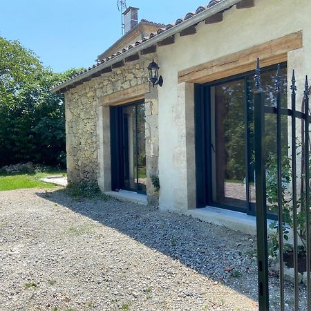 Bien Plus Qu'Une Chambre D'Hote Un Lodge Avec Kitchinette Terrasse Et Jardin Prive Clos Lasserre  Εξωτερικό φωτογραφία